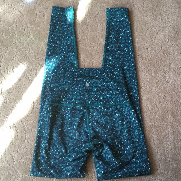 lululemon athletica Pants - Lululemon wunder under pants hi rise leggings Sz 4